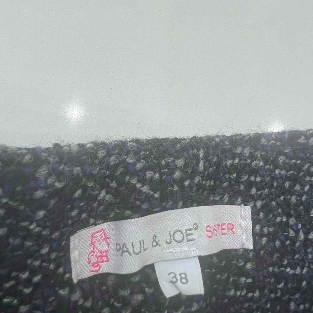 Paul & Joe sisters. Tweed shorts. - Picture 3 of 5